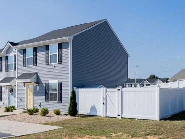 785 CARSON CIR, GROTTOES, VA 24441