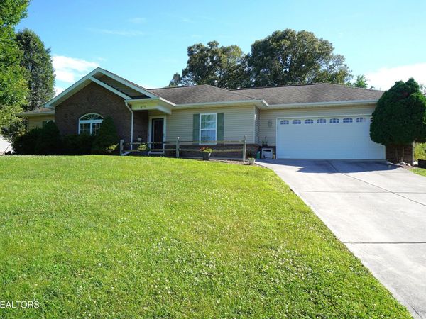 427 Christie Lane, Jefferson City, TN 37760