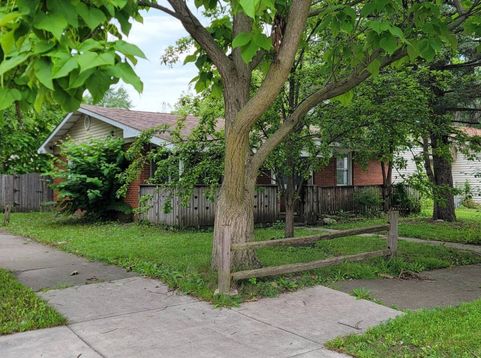 Main Photo