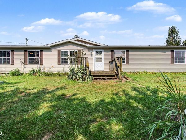 2538 W 700 N, Monon, IN 47959