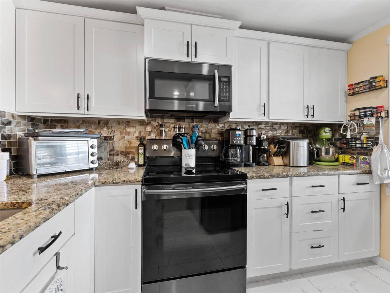 4237 Redcliff Place , Unit -, New Port Richey, FL 34652 Photo