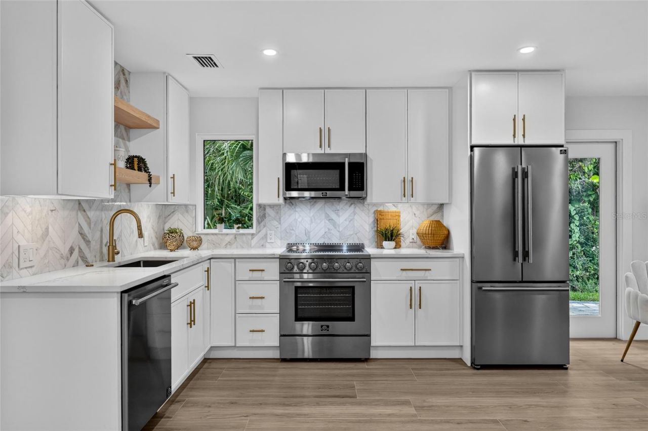 3325 Webber Woods Drive, Sarasota, FL 34240 Photo