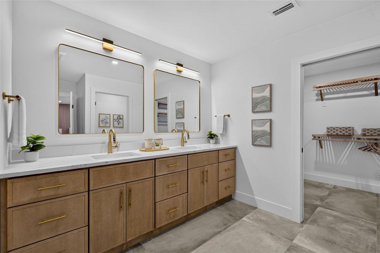 3325 Webber Woods Drive, Sarasota, FL 34240 Photo