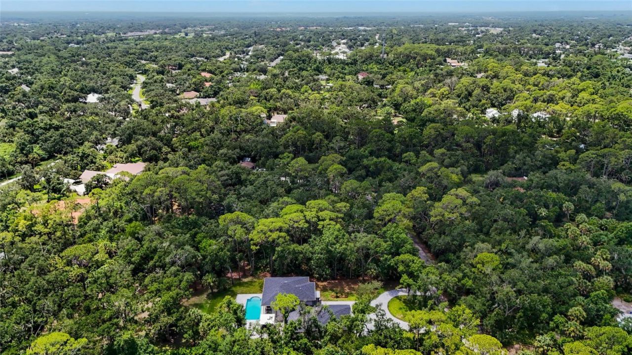 3325 Webber Woods Drive, Sarasota, FL 34240 Photo