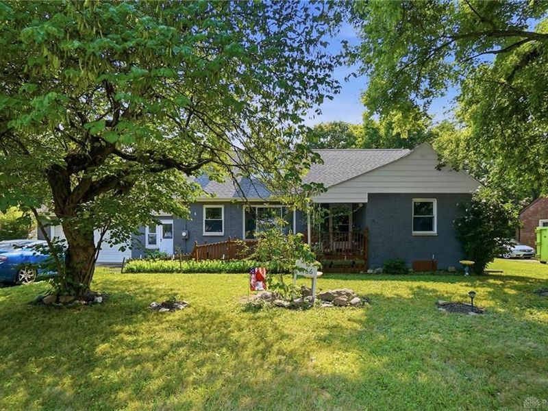 1466 S Central Drive, Beavercreek, OH 45432 Photo 1