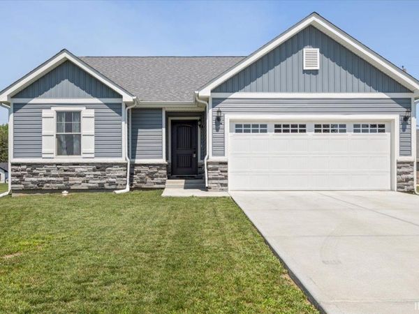 703 Wedgewood Drive, Winchester, IN 47394