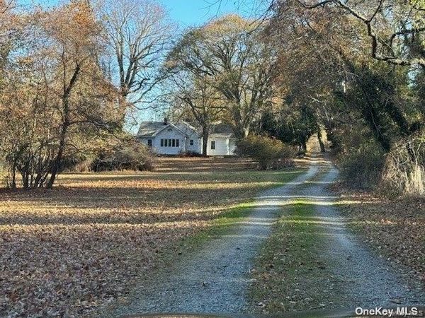 45 D Old Field Road , Setauket, NY 11733