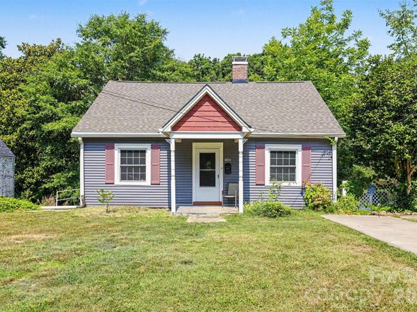 103 S Belvedere Avenue , Gastonia, NC 28054