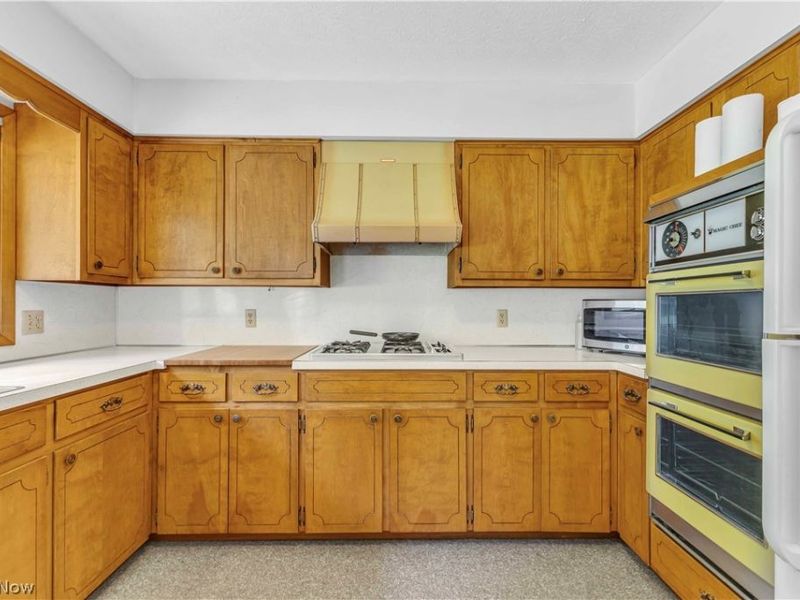 388 Cheryl Drive , Tallmadge, OH 44278 Photo 7