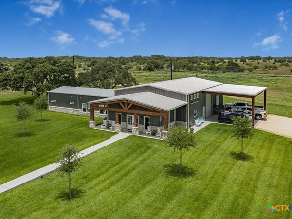 686 Rappold Road, Yoakum, TX 77995
