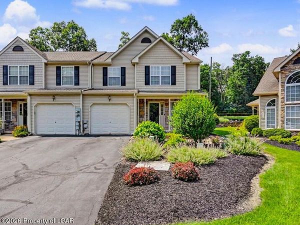 114 Fox Hollow Drive, Drums, PA 18222