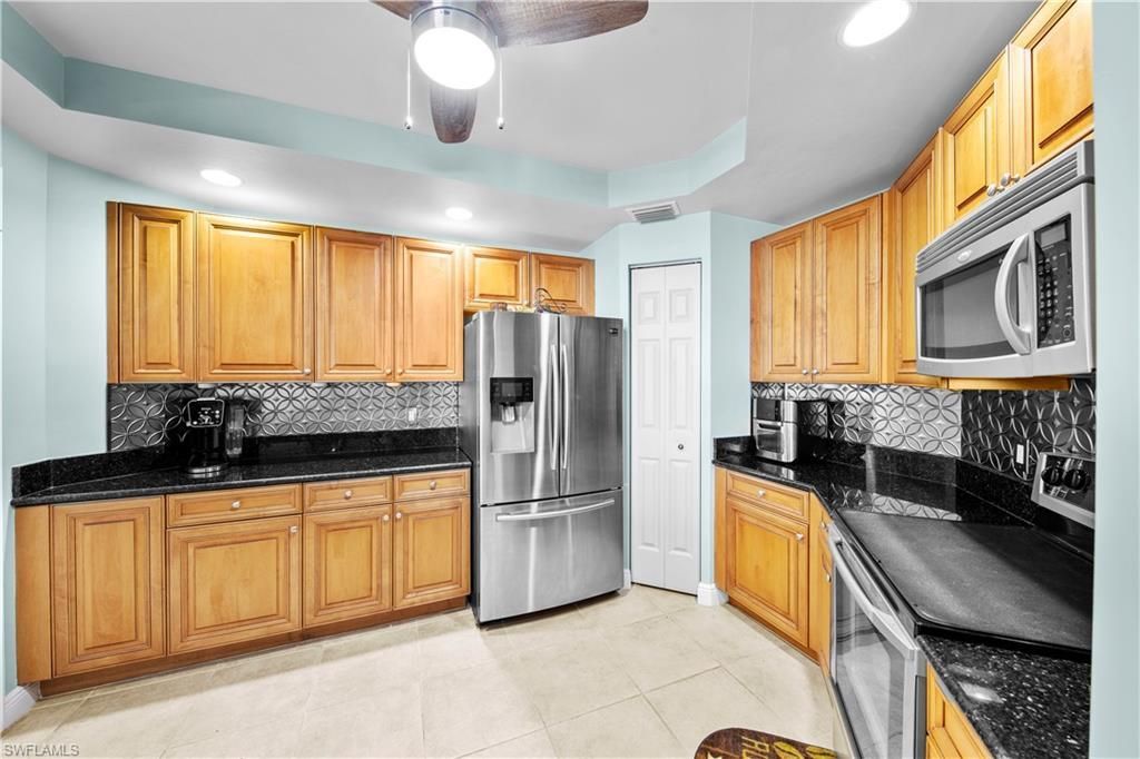 2745 1st St , Unit 801, Fort Myers, FL 33916 Photo