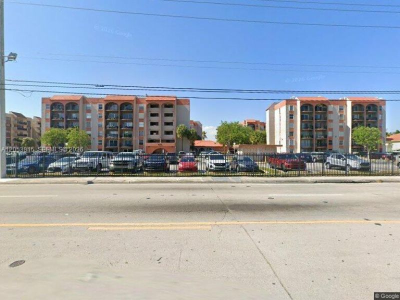 5201 NW 7th St , Unit 408, Miami, FL 33126 Photo