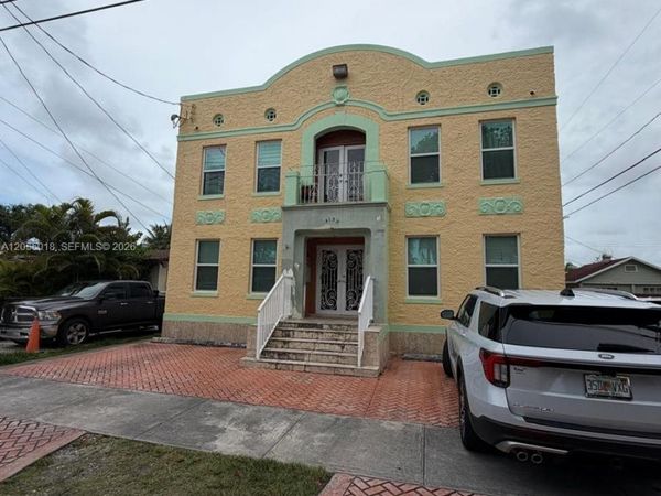 4152 SW 13th St , Unit 7, Miami, FL 33134
