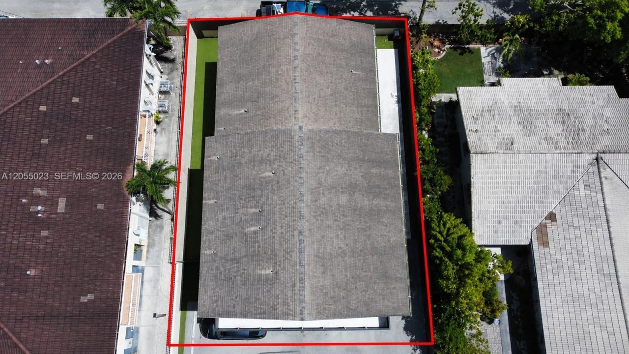 2504 NW 14th St , Miami, FL 33125 Photo