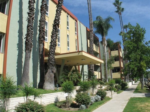 4915 Tyrone , Unit 221, Sherman Oaks, CA 91423