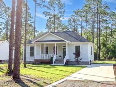 1150 Maple Road, Southport, NC 28461