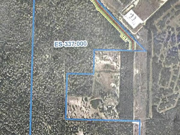 947 New Haven Dr, Cantonment, FL 32533