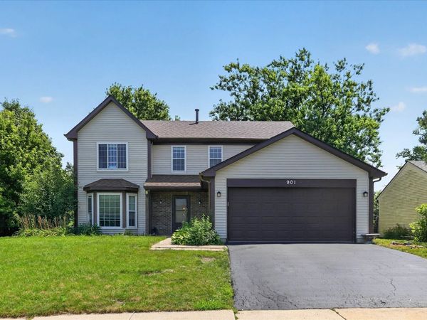 901 Ashford Lane , Westmont, IL 60559