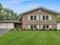 3239 Stillwell Court, Woodridge, IL 60517 primary photo