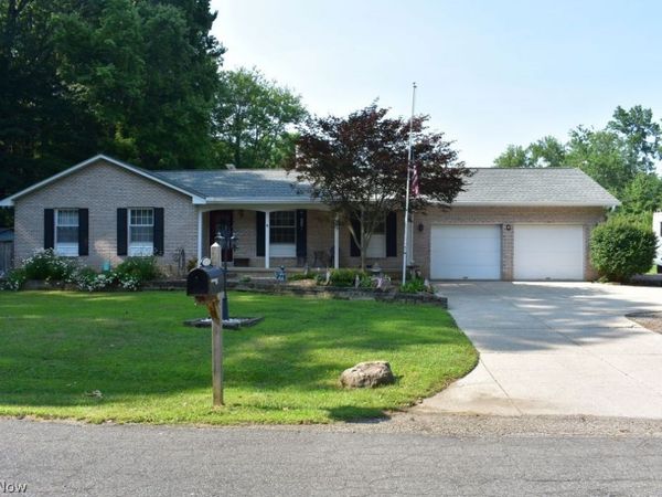 4775 Seabury Drive , Ravenna, OH 44266