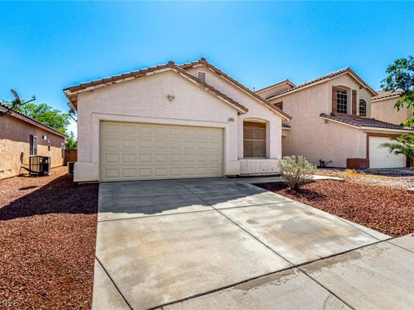 5856 Golden Wing Street , Las Vegas, NV 89113
