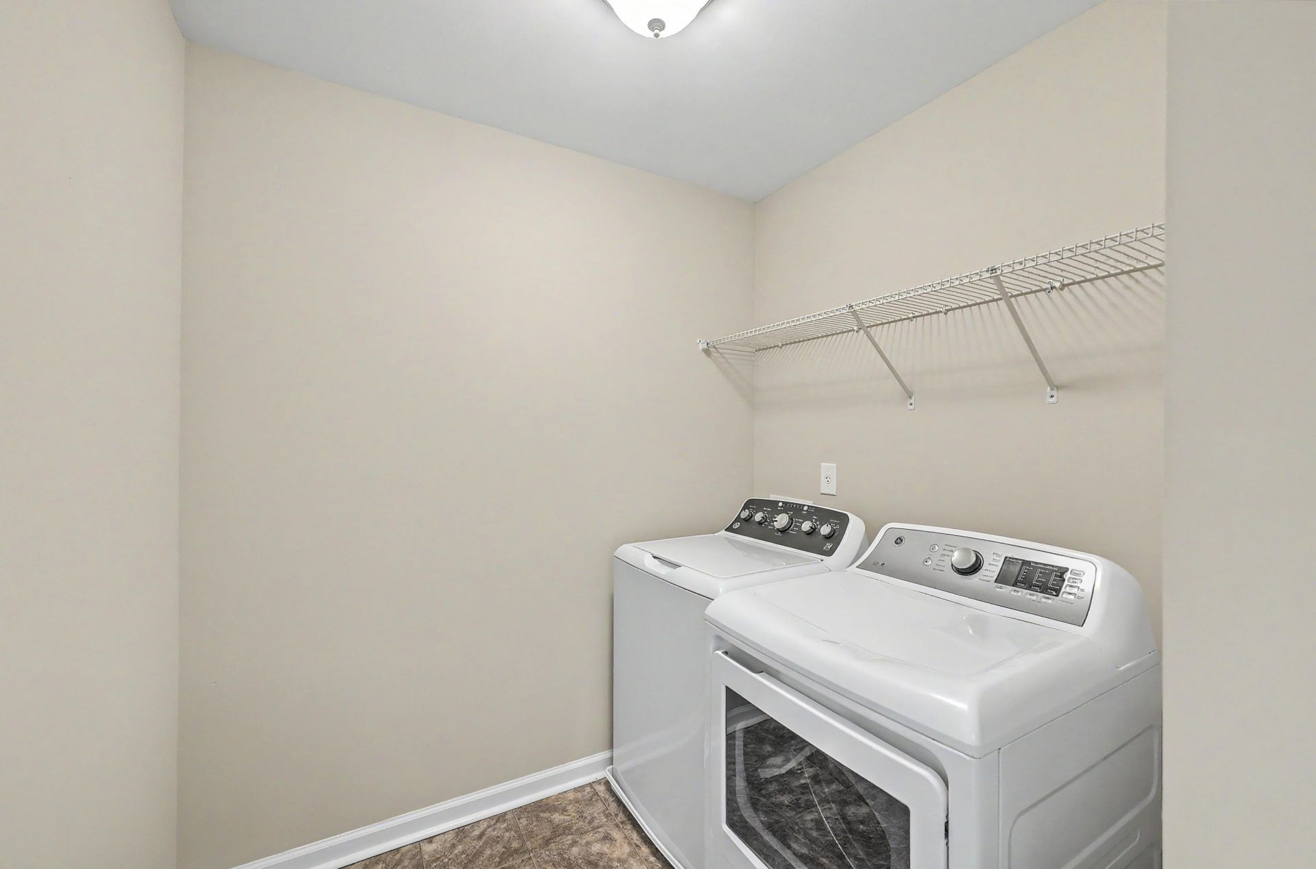 513 Mountain Laurel Circle Photo 34