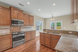513 Mountain Laurel Circle photo 4