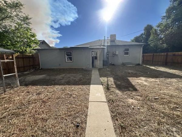 706 Airlane Ave, Pueblo, CO 81005