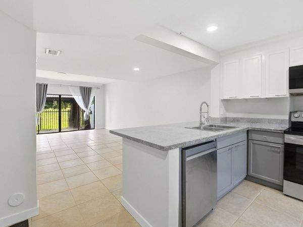 642 NE 195TH Street, Miami, FL 33179
