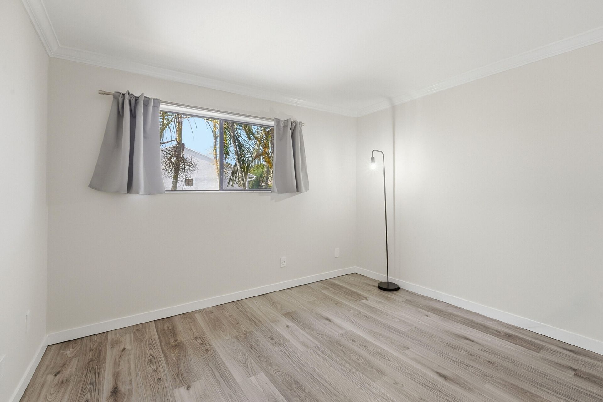 642 NE 195th Street, Miami, FL 33179 Photo