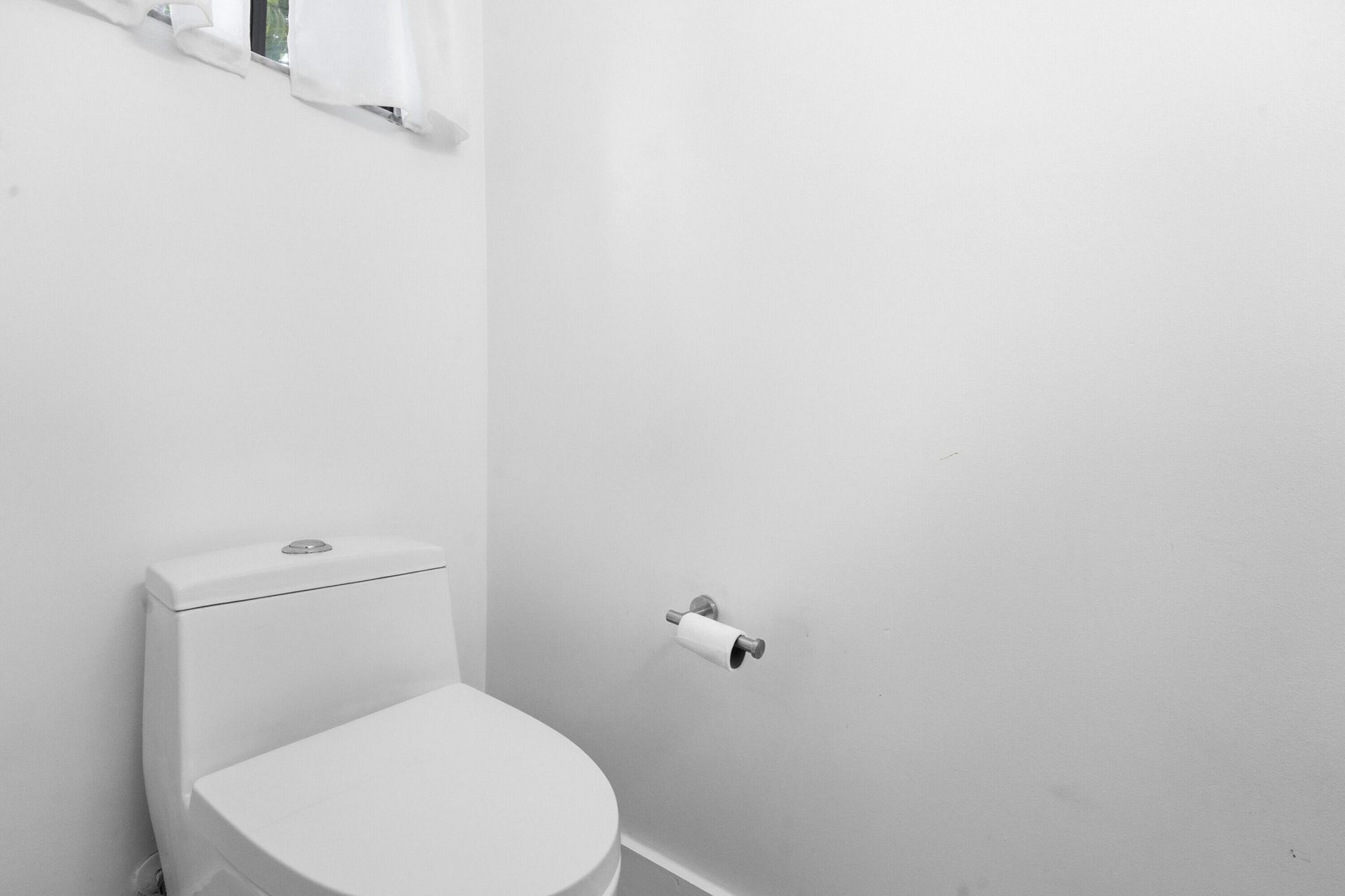 642 NE 195th Street, Miami, FL 33179 Photo