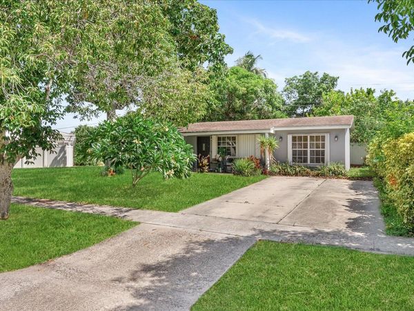 2106 WARE Drive, West Palm Beach, FL 33409