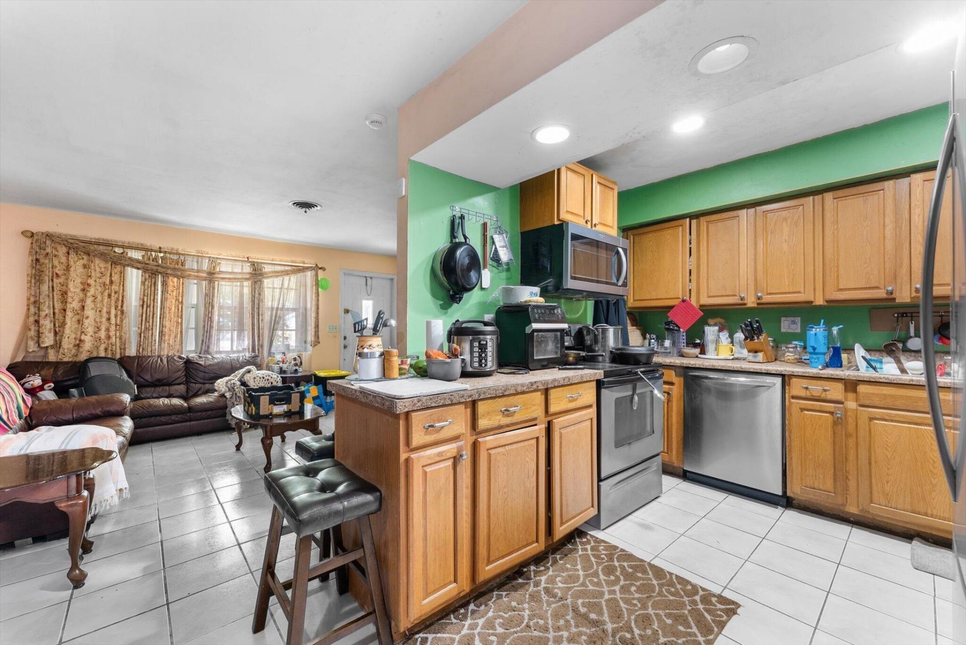 2106 Ware Drive, West Palm Beach, FL 33409 Photo
