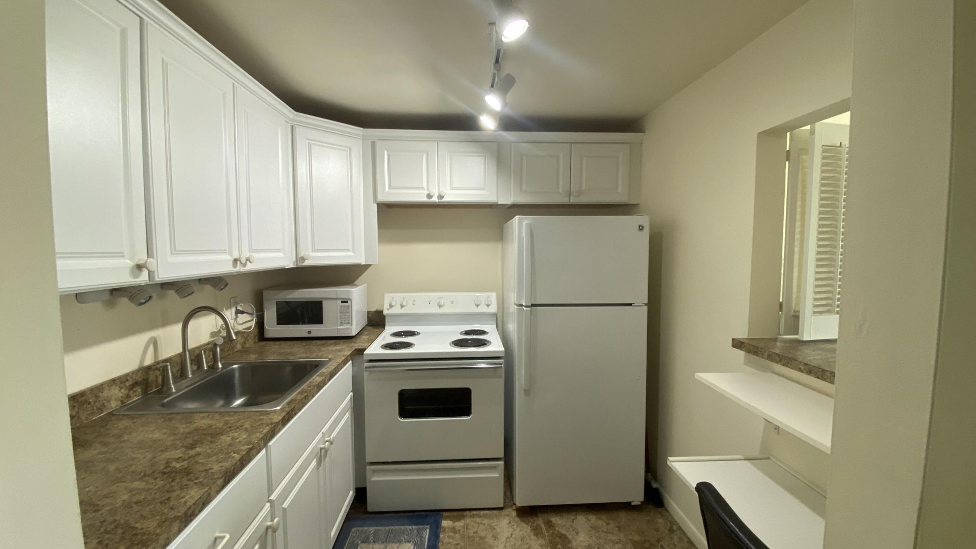 150 Easthampton G, Unit 150, West Palm Beach, FL 33417 Photo