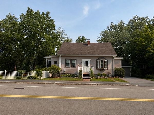 230 Main St, Chelmsford, MA 01863