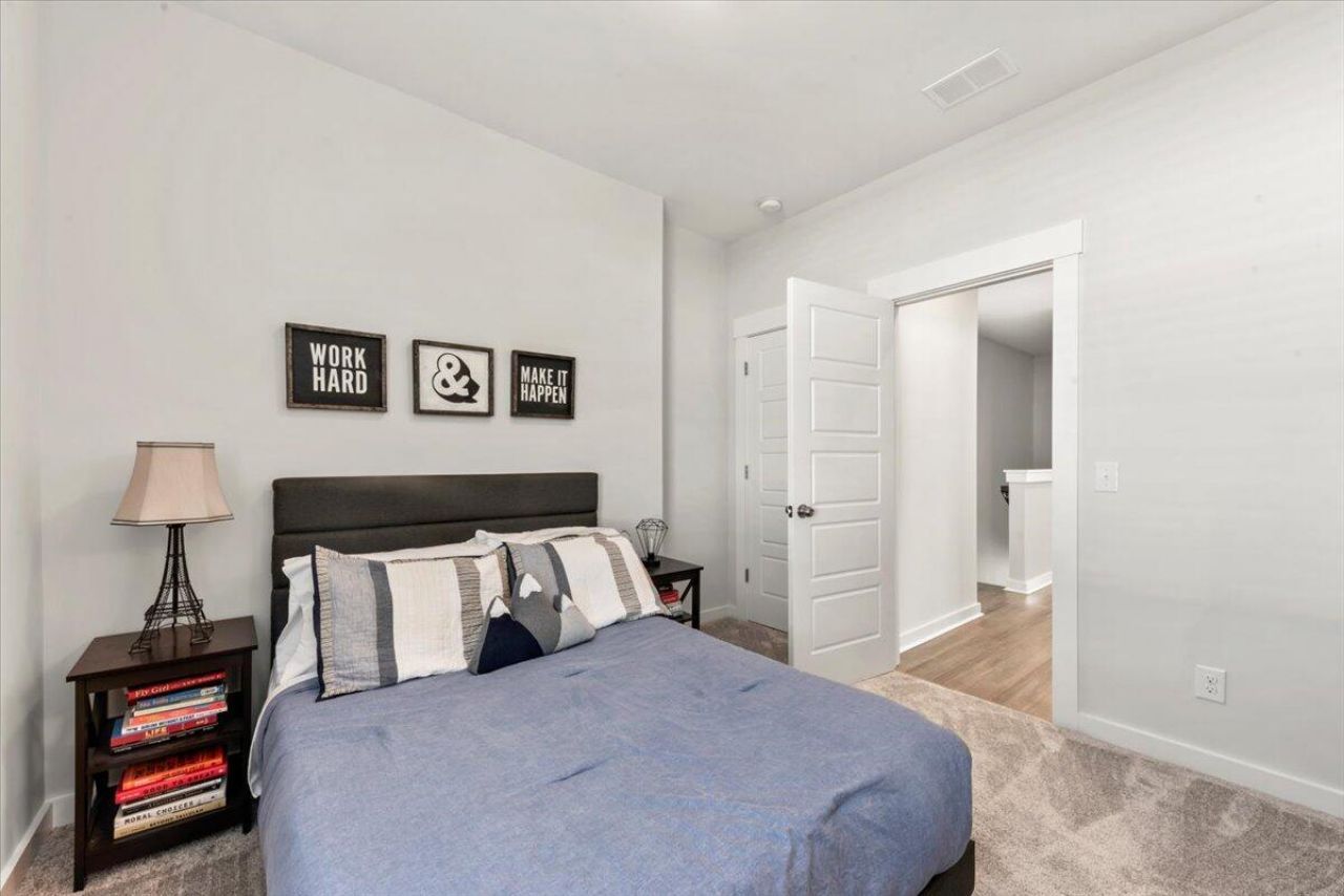 1683 Indy Drive Photo 20