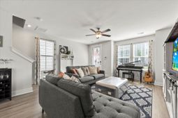1683 Indy Drive photo 4