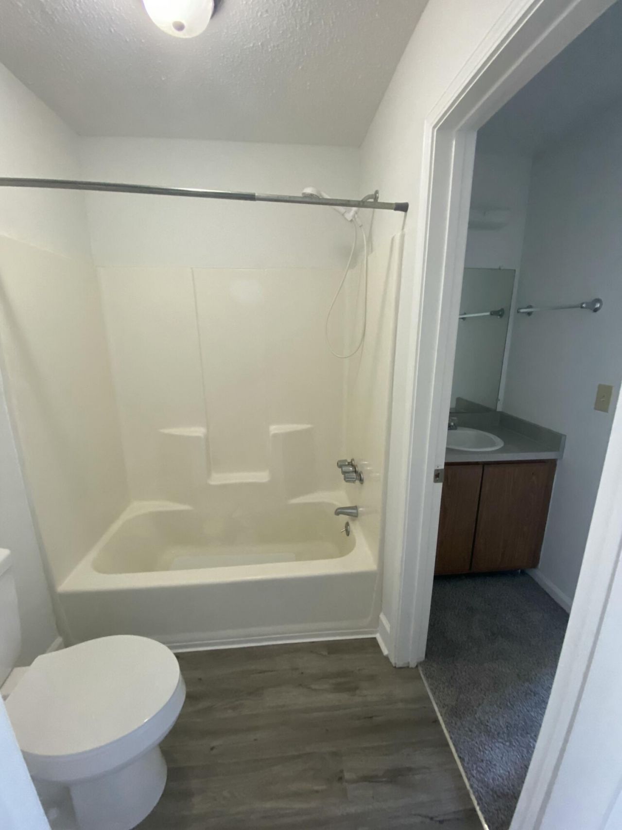 8042 Thelen Street Photo 18