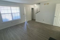 8042 Thelen Street photo 4