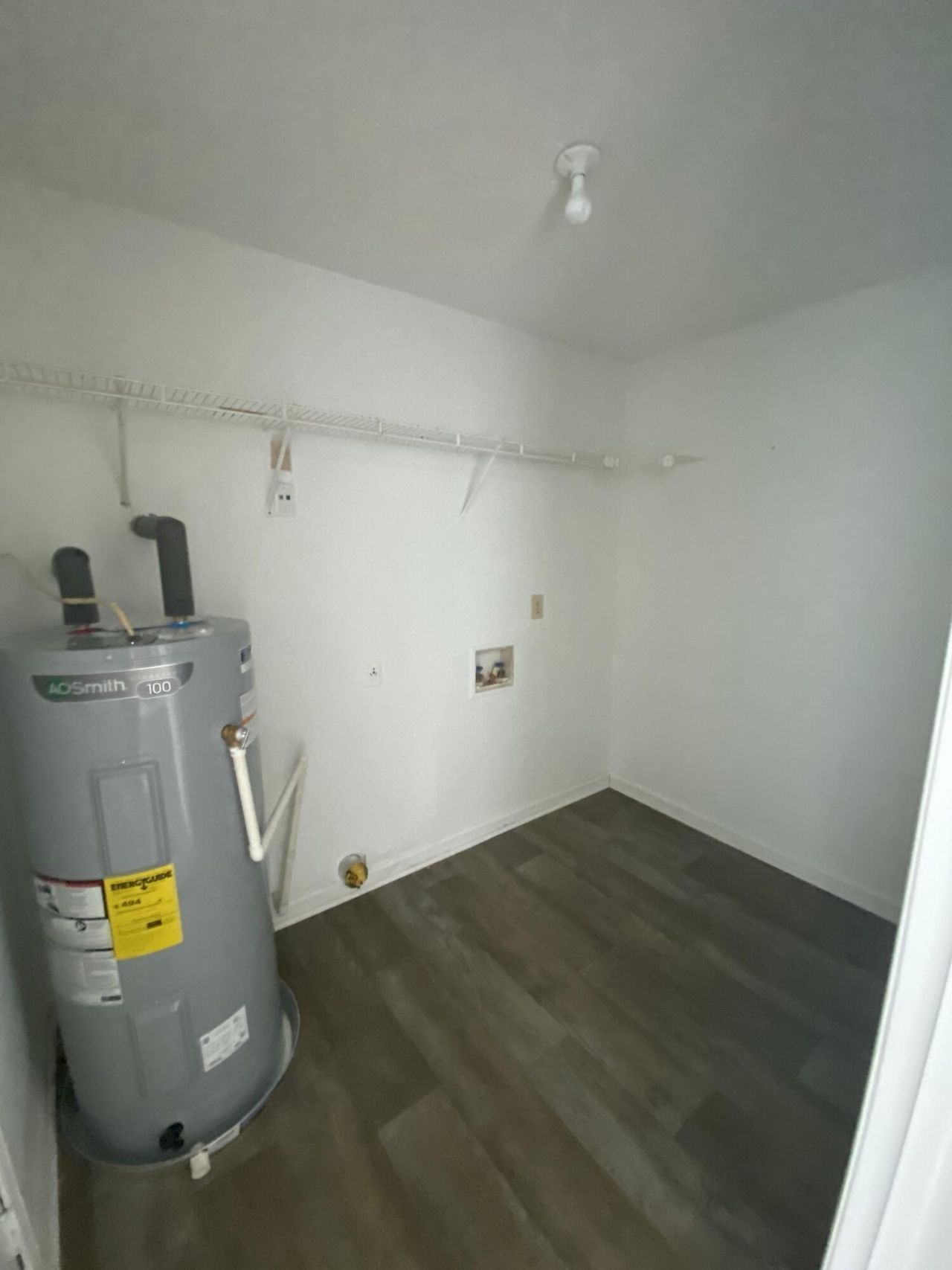 8042 Thelen Street Photo 8