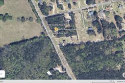 1109 Trading Post Road  photo 4