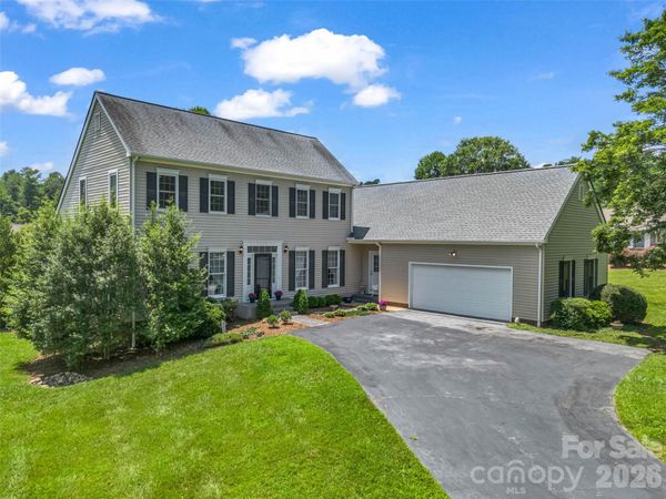 207 Sugar Hollow Road , Hendersonville, NC 28739