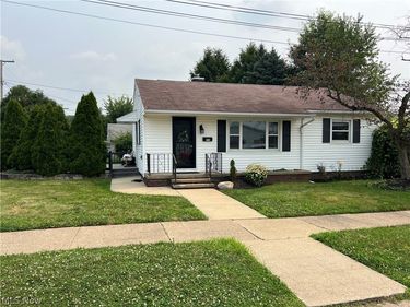 715 Center Street, Dover, OH 44622