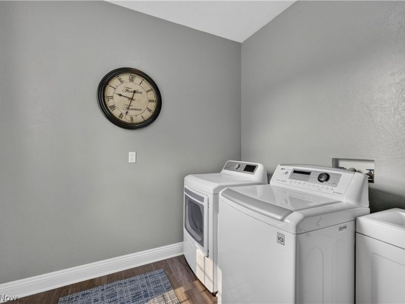 49695 Parkview Drive, East Liverpool, OH 43920 Photo 24
