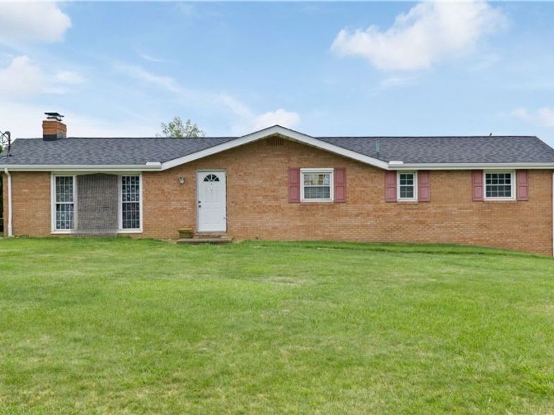 6328 Middlebranch Avenue NE, Canton, OH 44721 Photo 1
