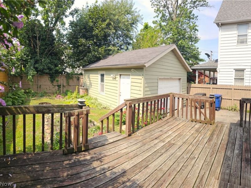 1422 Graber Drive, Lakewood, OH 44107 Photo 18