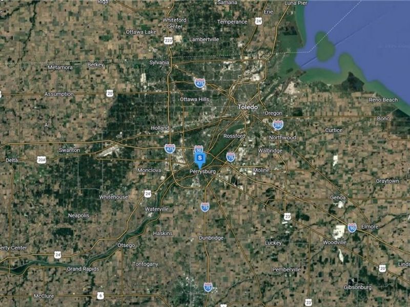 241 W 3rd Street, Perrysburg, OH 43551 Photo 5