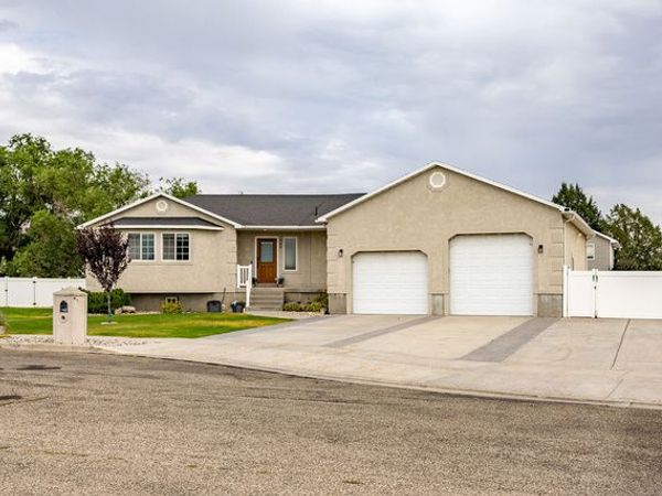980 W 520 N, Tremonton, UT 84337