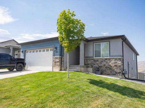 417 SLATE DR , Santaquin, UT 84655